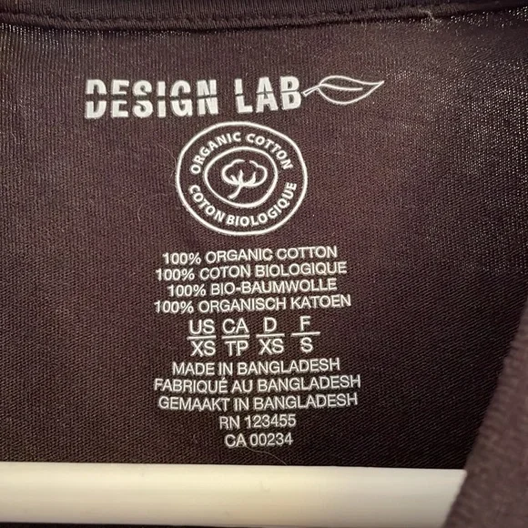 Matching Design Lab crop tops - Picture 5 of 5